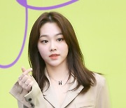 '청하 코로나 확진' 구구단 미나 생일파티 비상? 젤리피쉬 "검사 진행"