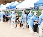 신규확진 689명, 사흘째 700명 육박..3차 유행 이후 최다