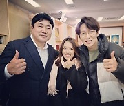 양준혁, 19세연하♥ 박현선과 다정 엄지척..장성규 "최고의 커플"