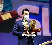 김택진 삼행시-99.4%..양의지, 입담·득표율 모두 '역대 최고'