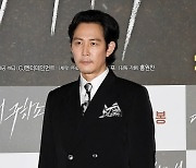 이정재 측 "'날아라 개천용' 출연 논의 중"..배성우 빈자리 채울까 [공식]