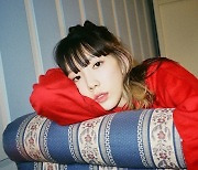 태연, 새 미니앨범 'To the moon' 작사·작곡 참여..하이라이트 클립 공개