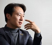 이탄희의 격정 토로 "김명수 대법원장이 사법개혁 배신했다"