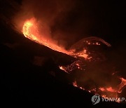 APTOPIX Volcano Eruption Hawaii