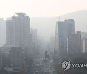 [날씨] 중부, 새벽까지 눈·비..출근길 도로결빙 주의