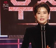 [2020 MBC연예대상] '우수상' 장도연 "출연료 4~5만원이라도 덜 받아야 하나"