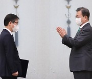 현직 의사 "변창흠 논리면 '정경심 구속' 교훈삼아 조국 교육부 장관 시켜야"