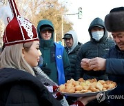 KYRGYZSTAN PRESIDENTIAL ELECTIONS CAMPAIGNS