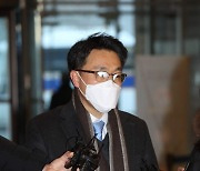 [포토]김진욱 공수처장 후보자 출근