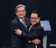 文정부 '마지막 비서실장' 유영민..3기체제 시작