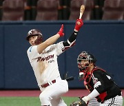 MLB.com "김하성, 가장 현실적인 포지션은 2루수 플래툰"