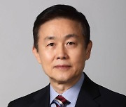 최초로 남성 선임..서울여대 제9대 총장 승현우 교수
