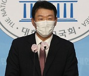 국민의힘 "내 편만 열광할 인사..인물이 그리도 없나"