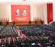 북한, 8차 당대회 개최 '임박'..대표들 평양 도착