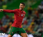 호날두, "37살되는 2022 카타르W서 포르투갈 우승이 꿈"