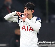 '17골' SON, 2020년 EPL 최다득점 3위..살라 23골로 1위