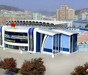 '80일 전투'서 북한이 건설한 청년야외극장