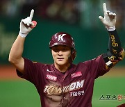 MLB.com "김하성 영입한 샌디에이고, LA다저스와 격차 줄일 수 있다"