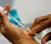 WHO, 화이자 코로나19 백신 첫 긴급 사용 승인
