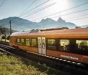120년 된 빈티지 노선, 스위스 트레노 고타르도 기차 론칭