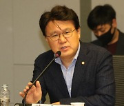 황운하 의원과 모임한 경제인 접촉한 일가족 4명, 코로나 감염