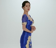 [화보] 양쥐언니, 블루 컬러 드레스로 뽐내는 절정의 아름다움