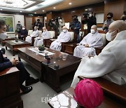 <포토> 이낙연, 대한불교조계종 총무원장 원행 스님 신년인사 예방