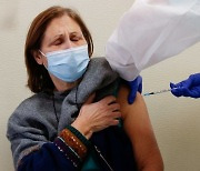 이번엔 포르투갈 코로나 백신 맞은 의료진 또 사망했다