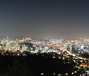 [포토친구] 대전 보문산에서 조망한 시내 야경