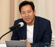 오세훈 "문재인 정부, 인권감각은 '후진국' 수준"