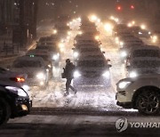 눈·눈·눈..서울시, 7일 출근길 지하철·버스 늘린다