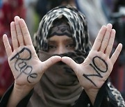 파키스탄 성폭행 피해 여성은 아직도 '질막 검사' 받는다