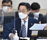 박성준, 박범계 대신해 법사위로.."시대 뒤떨어진 법 개혁"