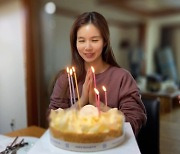 진태현, ♥박시은 생일에 사랑꾼 면모 "나에겐 위대한 우리 아내" [★SHOT!]