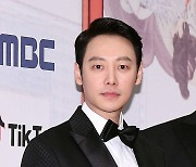 김동욱, tvN '너는 나의 봄' 출연 확정..서현진과 호흡
