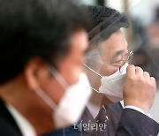 <포토> 검찰개혁특위 3차 회의 발언하는 윤호중 위원장