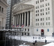 NYSE "3개 중국 국영통신주, 상장폐지한다"..재무부 압력에 굴복