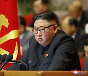 '핵' 언급 없고 부드러워진 김정은의 신년 메시지