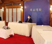 조윤제 금통위원 "재난지원금, 피해분야 집중이 좋은 방법"..丁총리도 '공감'