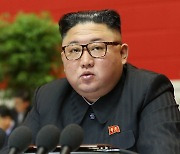 김정은, 이틀째 사업보고.."방위력 강화해 평화 수호"