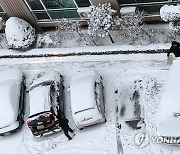 전북 폭설에 3개 학교 휴업..9곳은 원격수업 전환