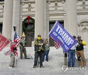 CORRECTION Electoral College Protests Mississippi