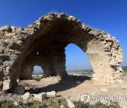 MIDEAST PALESTINIANS MONUMENT