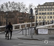 ITALY USA TRUMP BANNER