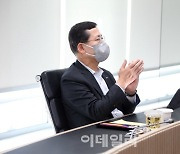 임영진 신한카드 사장 "경쟁사 우수점 배우는 오픈 마인드 가져라"