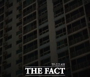 [TF포토] 변전소 화재로 정전된 인천의 아파트