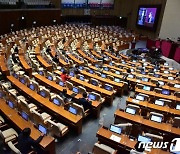 중대재해법, 본회의 통과..산재사망시 경영진 처벌한다