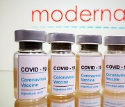 영국, 모더나 코로나19 백신 사용승인