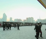 북한 '노 마스크 당대회'는 방역 체계 과시용 연출?