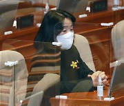 윤미향, 위안부 손배 승소 "피해자 법적 배상 받을 권리 있음 재확인"